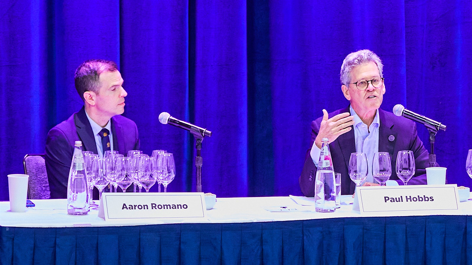 Aaron Romano (left) with winemaker Paul Hobbs on the stage of Wine Spectator's New York Wine Experience.